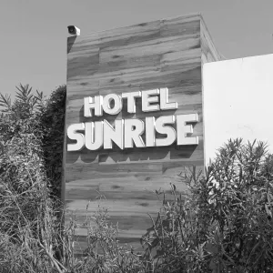 Hotel Sunrise 