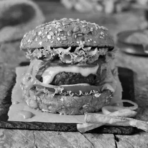 Garlic Chilli Burger 