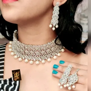 Exotic Necklace with Pearl