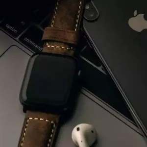 Smart watch with accesories