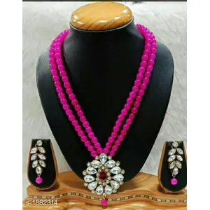 Stylish Alloy & Pearl Women's Jewellery Set