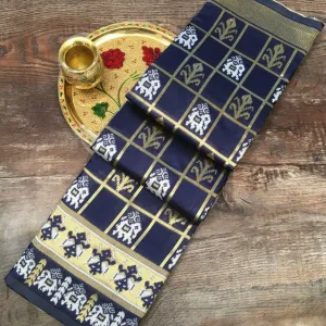 *🌷Banarasi Saree🌷*

The Saree is a Suitable Amalgamation Of Style With the Grace That is Required From an Ethinic Wear.
You Can Wear it To Casual Occasions as well as Make it a Part of your Festival wear.


*Saree*
Saree Fabric : *Patola* (Jequard)
Saree Length : 5.5 meter

*Blouse*
Blouse Fabric : *0.90 meter Unstitch*

