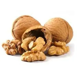 Walnut kernel (two peice)