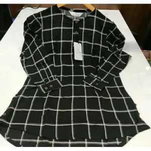 Trendy Feminine Shirt