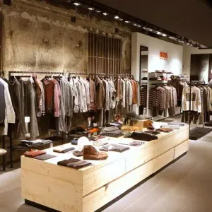 FASHION STORE