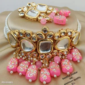 Beautiful Choker Set 