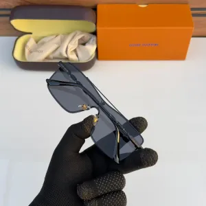 Louis Vuitton Sunglasses 