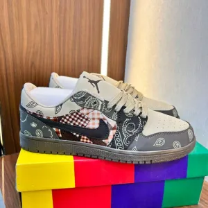 Nike SB Dunk Low Shoes