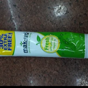 Shaving Cream Mak-up 