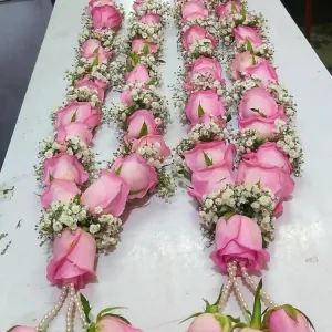 পিংক রোজ পার্ল মালা