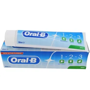 Oral B / ओरल बी 