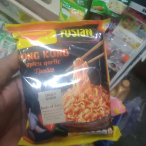 HONG KONG SPICY QARILC NOODLES 70g