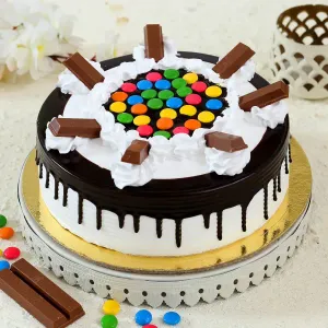 Black Forest Eggless Cake with Gems & Kitkat