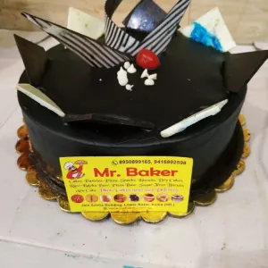 Chocolate cream cake