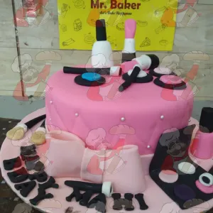 Makeup cake 