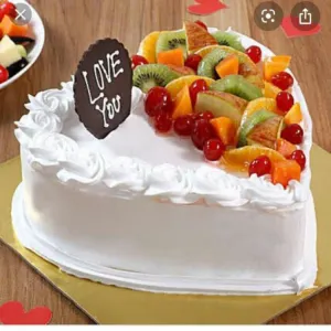 Heart fruit cake