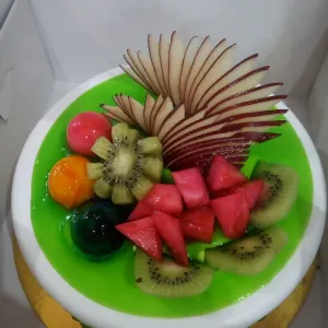 Fruits filling cake