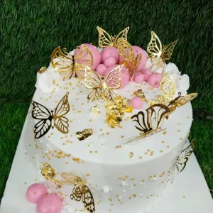 Golden butterfly cake 