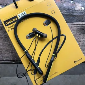 Realme bluetooth neckband (copy)