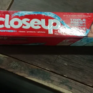 CLOSEUP 90g