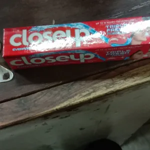 CLOSEUP 48g