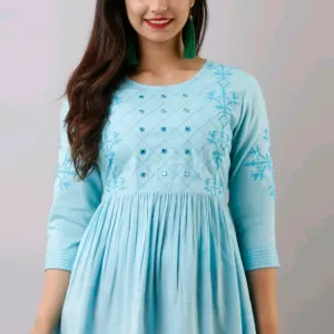 Classic Sensational Women Tops & Tunics