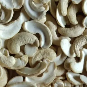 1/2 Kaju 100gm