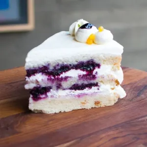 White chocolate blueberry cake pastry