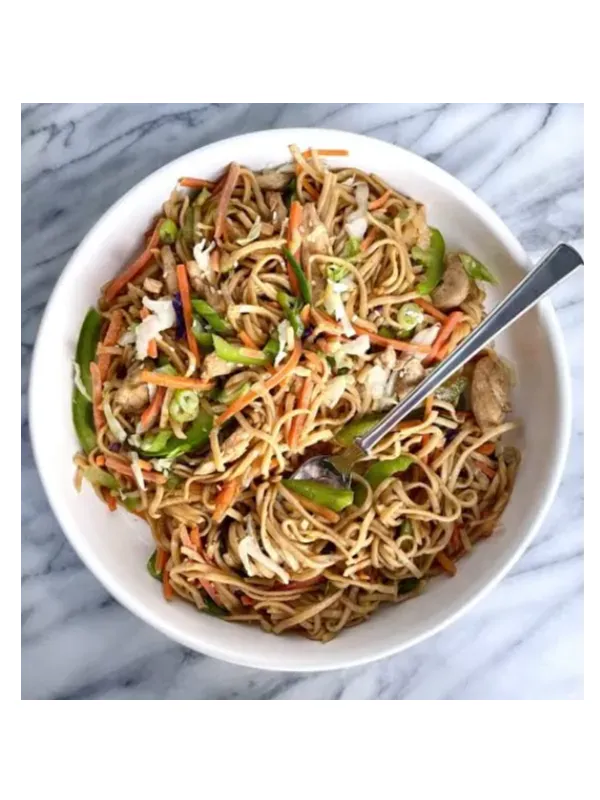 Egg Chicken Chowmein (Half)