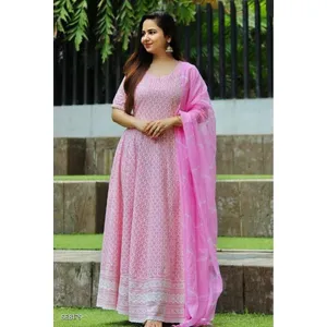 Trending pretty pink gown. E003
