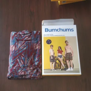 Mercerised Printed Bermuda With Zip

XL