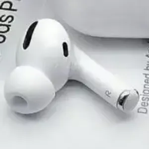 Airpods / Earbuds
