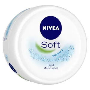 Nivea Soft Light Moistirising Cream
