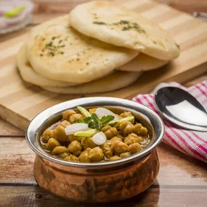 छोला कुलचा बनाने की सामग्री