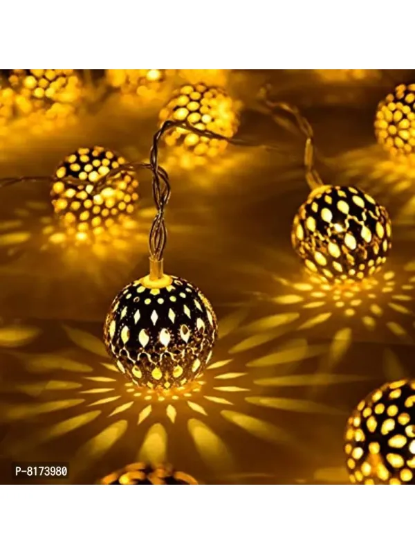 16 LED Small Ball Shape Golden Light Home Decoration 