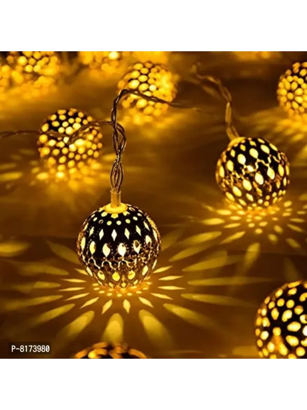 16 LED Small Ball Shape Golden Light Home Decoration