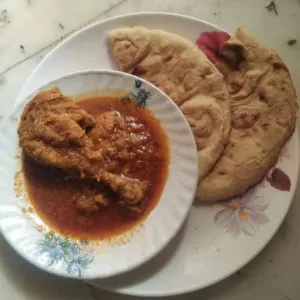 Tandoori roti with chicken chap