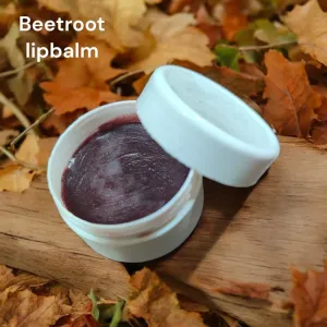 Beetroot lipbalm 