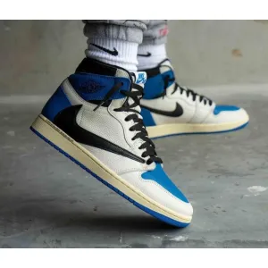 Nike jordan retro 1 high  travis Scott x *"FRAGMENT,,