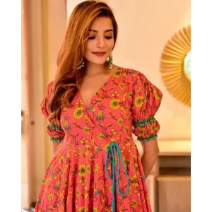 Reyon gown