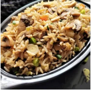 Mushroom Fried Rice - Hotel Selvi