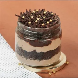 Chocolate jar cake