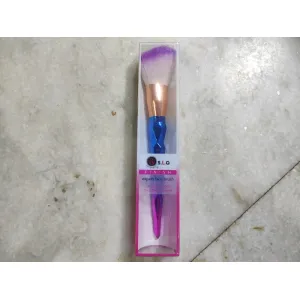 S.L.Q Finish Face Brush 