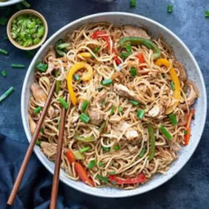 CHIKEN CHOWMIN / CHIKEN HAKKA NOODLES | FCRT
