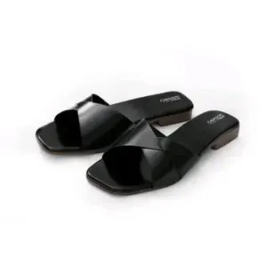Latest Women's Flats