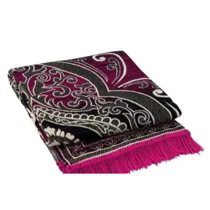 Beautiful Multicolored Self Pattern Cotton And Polyester Weaved Carpet 6X4 Feet