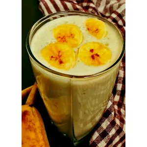 Banana x Kaju Lassi