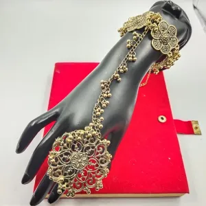 Amazing Filigree Design Flower Link Bracelet With Ring