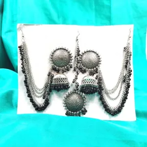 Ghunghroo Big Jhumka Tikka Earring Set