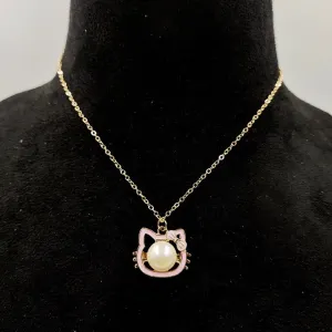 Pretty & Unique Cat Face Pearl Pendant Necklace